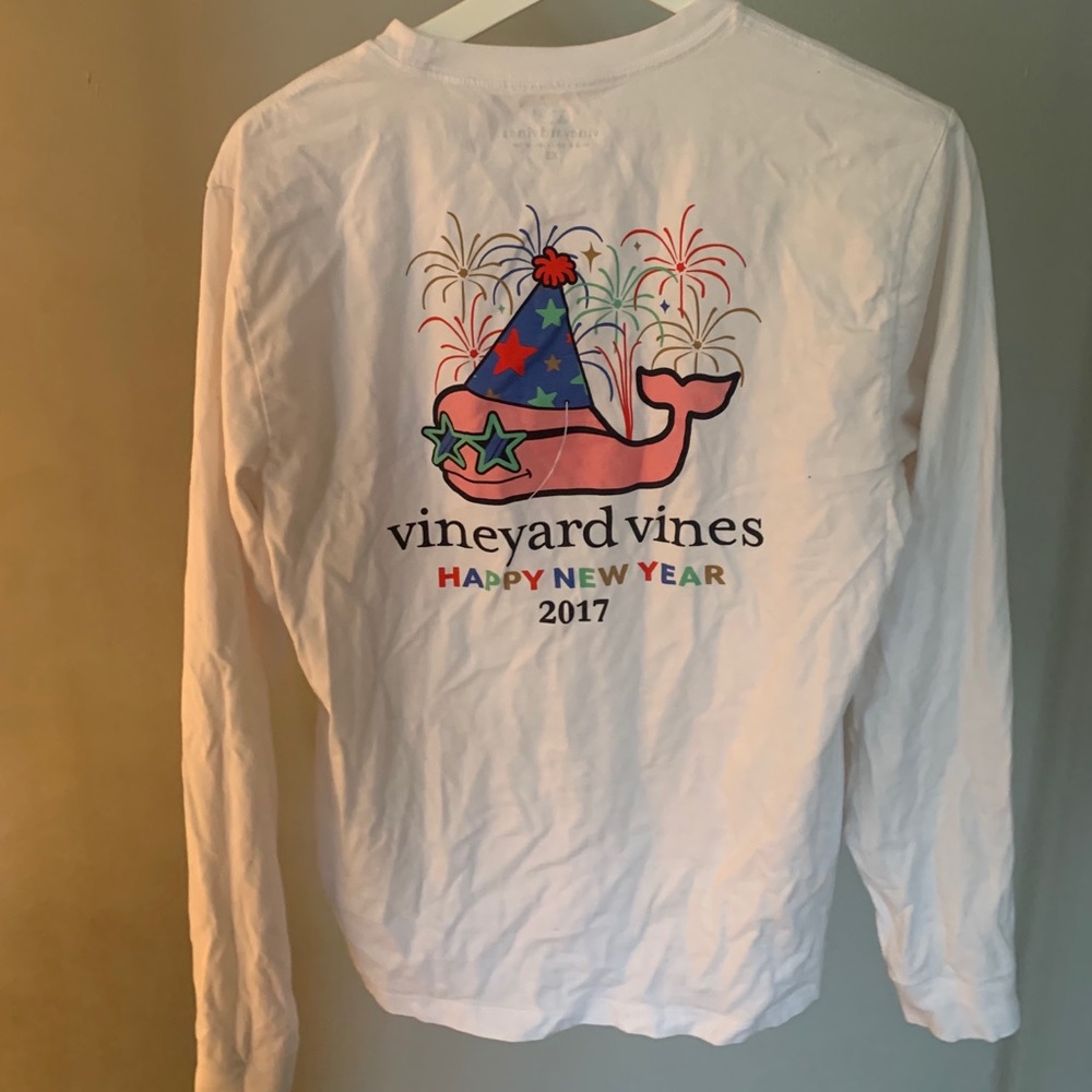 Vintage Vineyard Vines long sleeve NYE shirt 2017